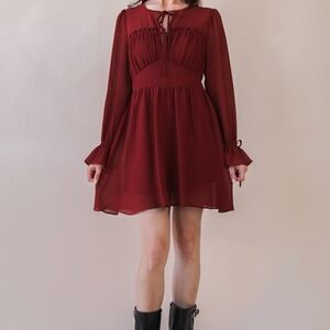 Elegant Burgundy Long Sleeve Dress